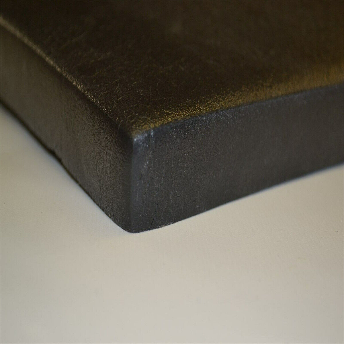 Mechanics Work Mat. Lite Weight 500mm X 32mm Thick. Waterproof  Thermal.